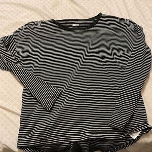 Size 8 old navy shirt